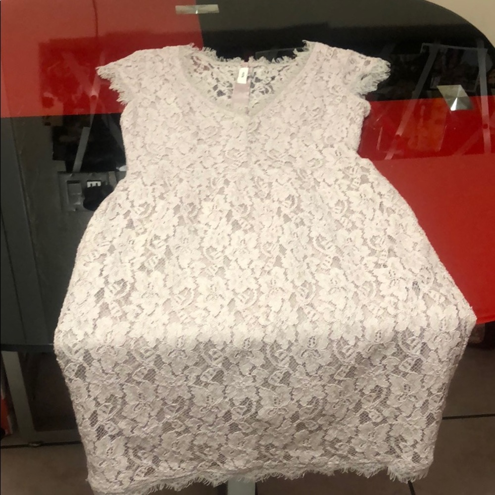 Aritzia Babaton Tobias Lace lilac mini dress, size 4